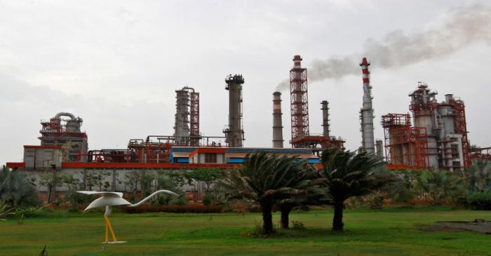 FILE PHOTO: An oil refinery of Essar Oil, which runs India's second biggest private sector