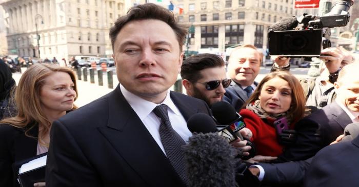 Tesla CEO Elon Musk arrives at Manhattan federal court for a hearing on his fraud settlement