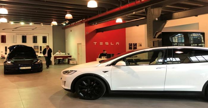 FILE PHOTO:  Tesla electric cars are seen in the dealer's showroom in Oslo