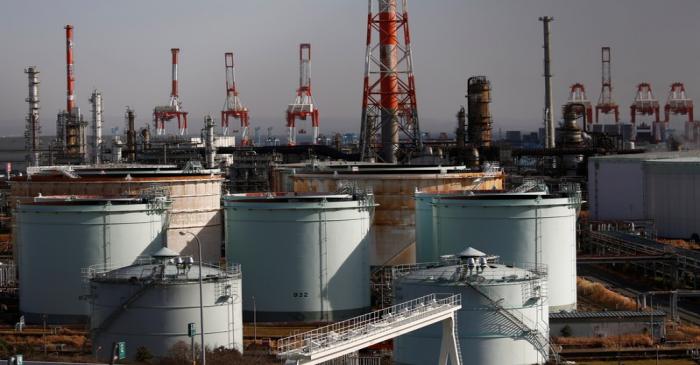 FILE PHOTO - JX Nippon Oil & Energy Corp's refinery is pictured in Yokohama