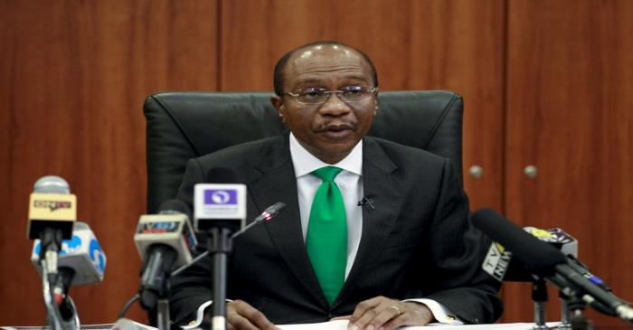 Governor Godwin Emefiele announce that NIgeria's central bank is keeping its benchmark interest