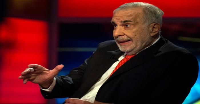 FILE PHOTO: Carl Icahn gives an interview on FOX Business Network's Neil Cavuto show in New