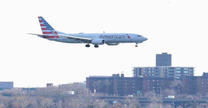 An American Airlines Boeing 737 Max 8, on a flight from Miami to New York City, comes in for