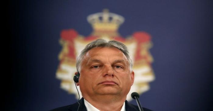Serbian President Vucic meets Hungarian PM Orban in Belgrade