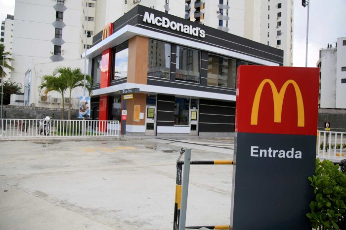 McDonald\'s Double Play: A Closer Look At Arcos Dorados (NYSE:ARCO)