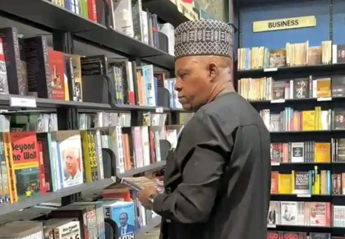 Book hunting with Mr Vice President