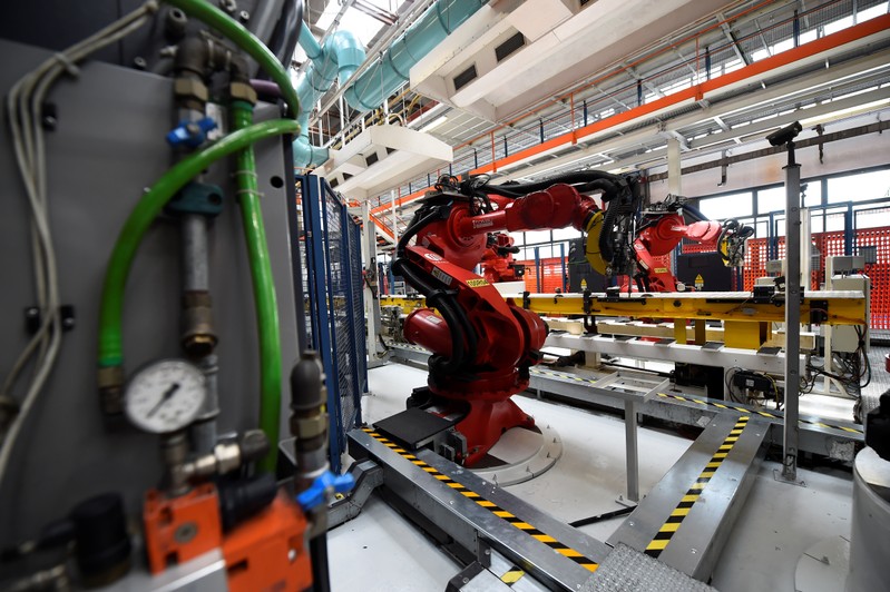 Ceremony to mark the installation of the first robot on the production line for the new