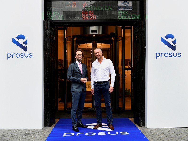 Maurice van Tilburg, CEO of Euronext Amsterdam and Bob van Dijk, CEO of Naspers and Prosus
