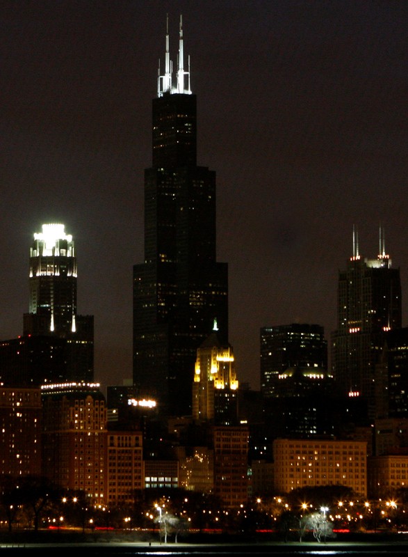 FILE PHOTO: The Sears Tower is shown in the skyline of downtown Chicago shortly before the city