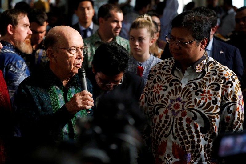 U.S. Commerce Secretary Wilbur Ross talks as Indonesia's Chief Economic Minister Airlangga