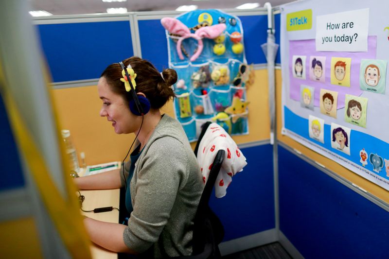 Online tutors boost incomes due to coronavirus lockdowns